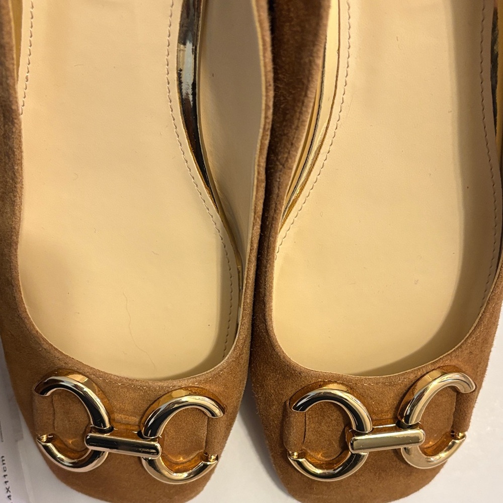 JUST GOT SOLD!!! Nine West Works Dress Flats with Gold Detailing - Picture 9 of 9